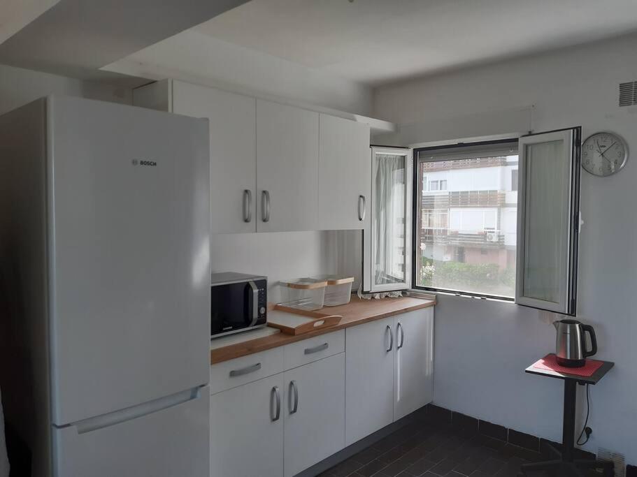 Acogedor Apartamento Con Bellas Vistas Al Embalse Сан-Мартин-де-Вальдейглесьяс Экстерьер фото
