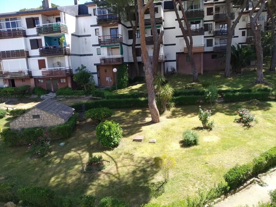 Acogedor Apartamento Con Bellas Vistas Al Embalse Сан-Мартин-де-Вальдейглесьяс Экстерьер фото