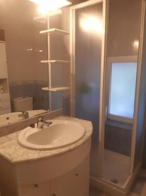 Acogedor Apartamento Con Bellas Vistas Al Embalse Сан-Мартин-де-Вальдейглесьяс Экстерьер фото